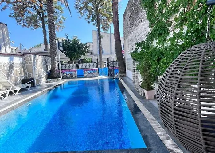 Kılavuz otel